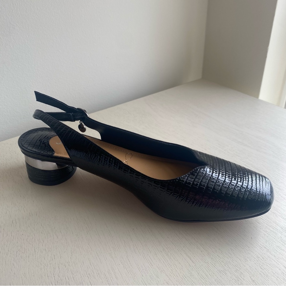 J. Renee Patent Croc Embossed Slingback Shoe in Black, size 8.5M - Picture 7 of 12